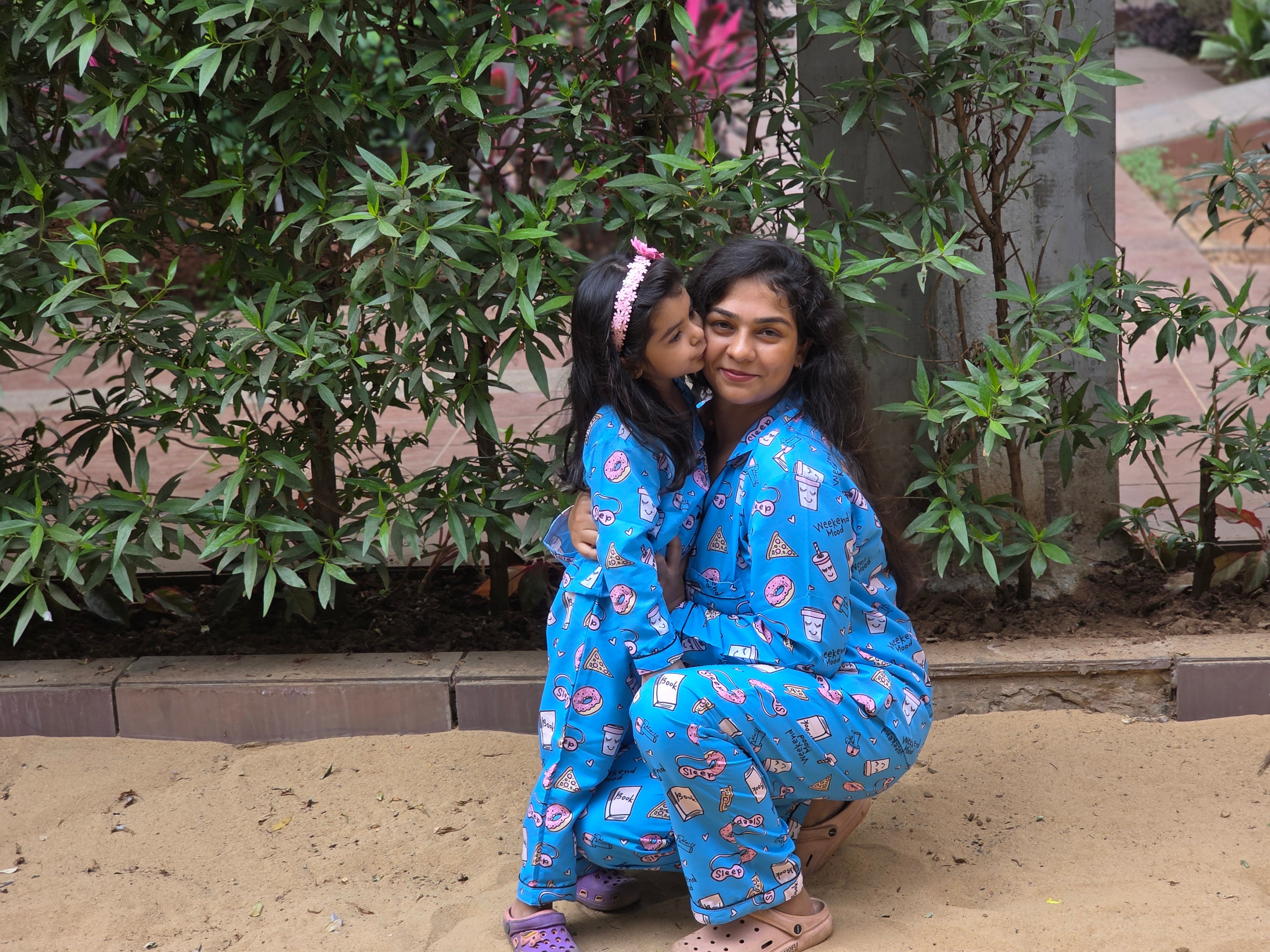 Weekend Mode Cotton Rayon Moms & Kids Twinning Pj Set