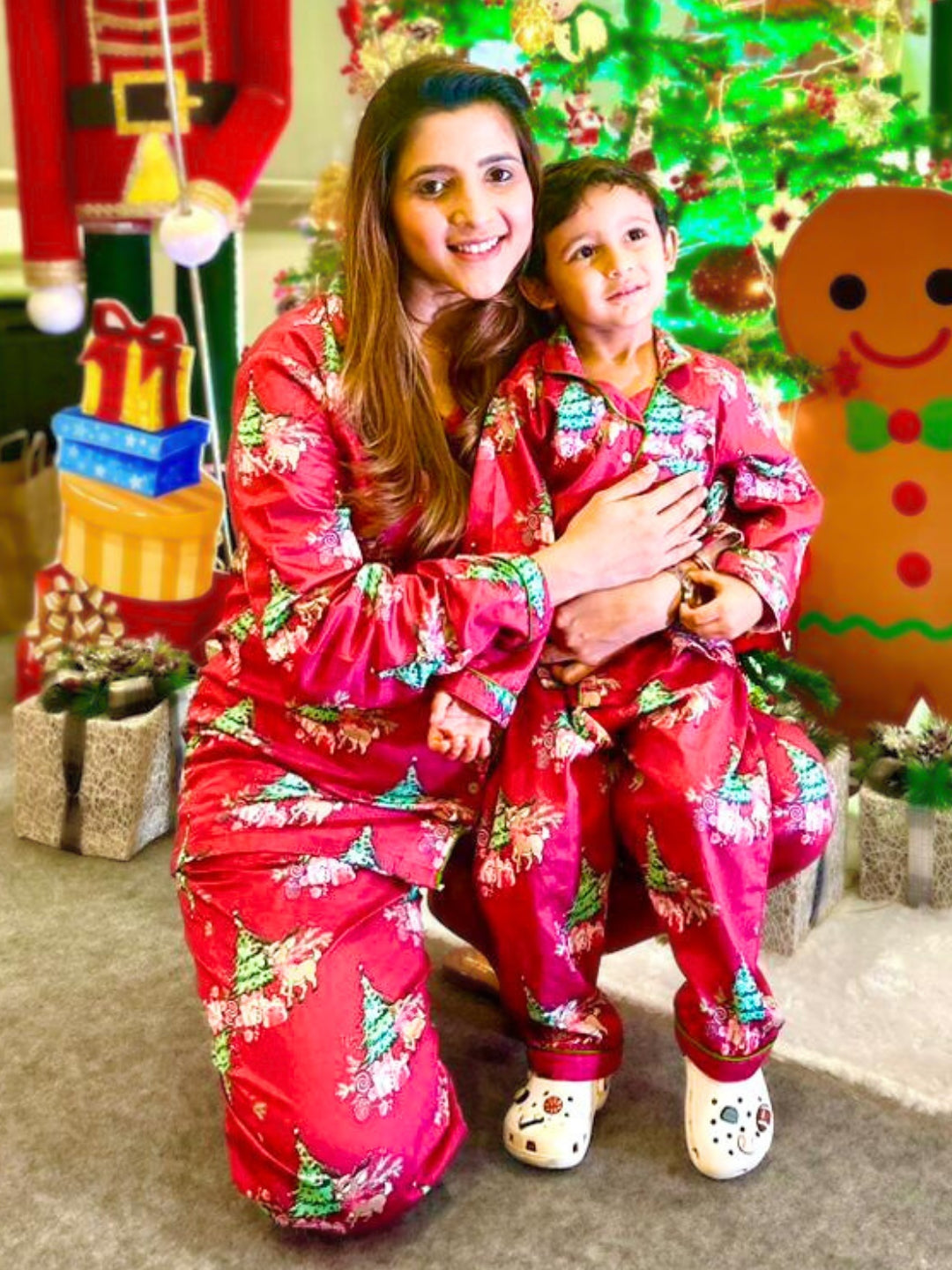 Holly Jolly Pure Cotton Mom & Kids Twinning PJ Set